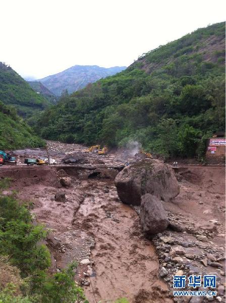 （突发事件）（2）四川凉山白鹤滩电站施工区发生泥石流灾害　约40人失踪 