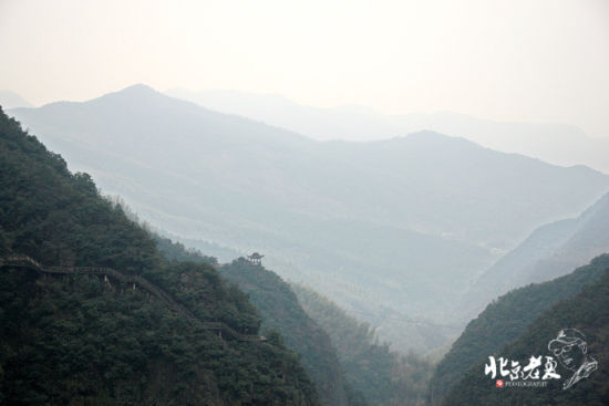 绵延在山中的栈道