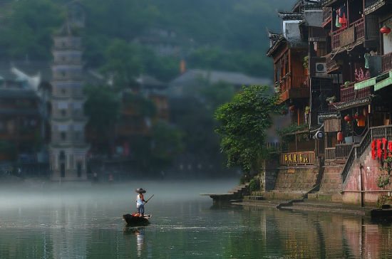 新浪旅游配图：撑一支长篙 摄影：肉头阿咚