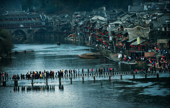 新浪旅游配图：凤凰古城 摄影：郭亮村村民