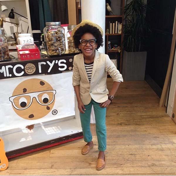 美国新泽西州10岁的男孩科里-尼弗斯自开曲奇饼店。