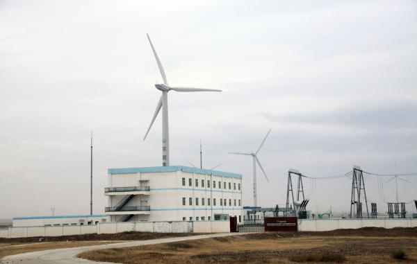 媒体称内蒙古风电开发致北京雾霾 遭专家驳斥